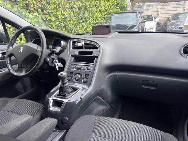 PEUGEOT 5008 1.6 HDi 112CV Business