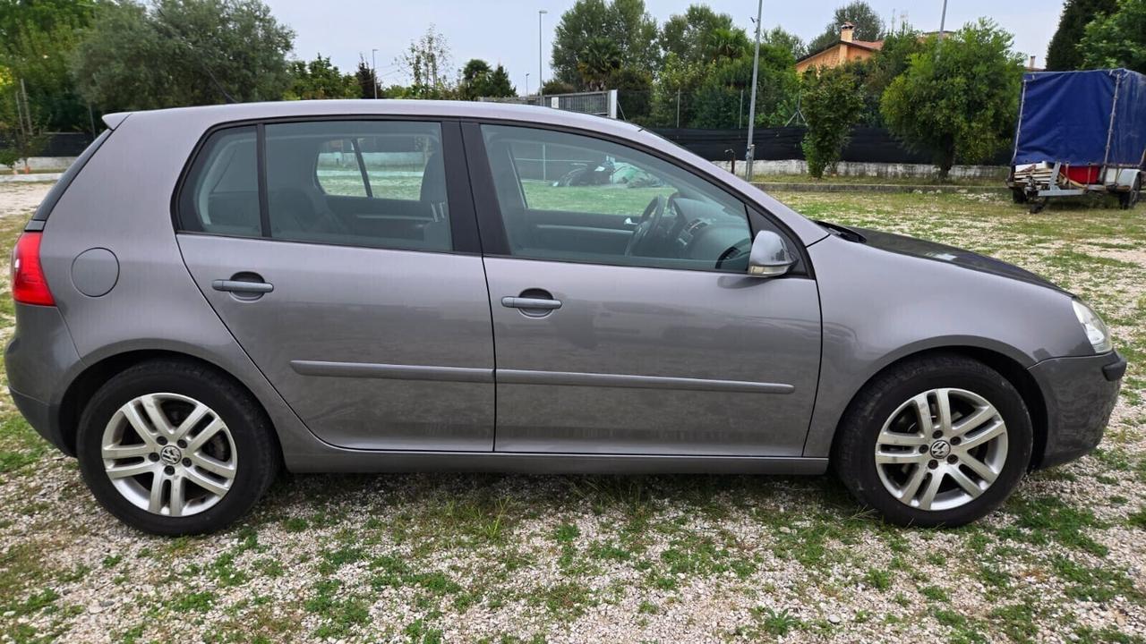 Volkswagen Golf 1.6 5p. GPL GOAL solo EXPORT