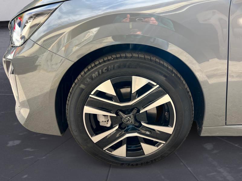 Peugeot 208 1.2 hybrid Allure 110cv e-dcs 6 KM 10.600