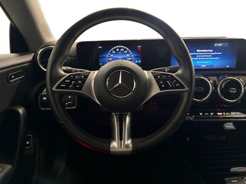 Mercedes-Benz CLA S.Brake CLA Shooting Brake 180 d Advanced auto