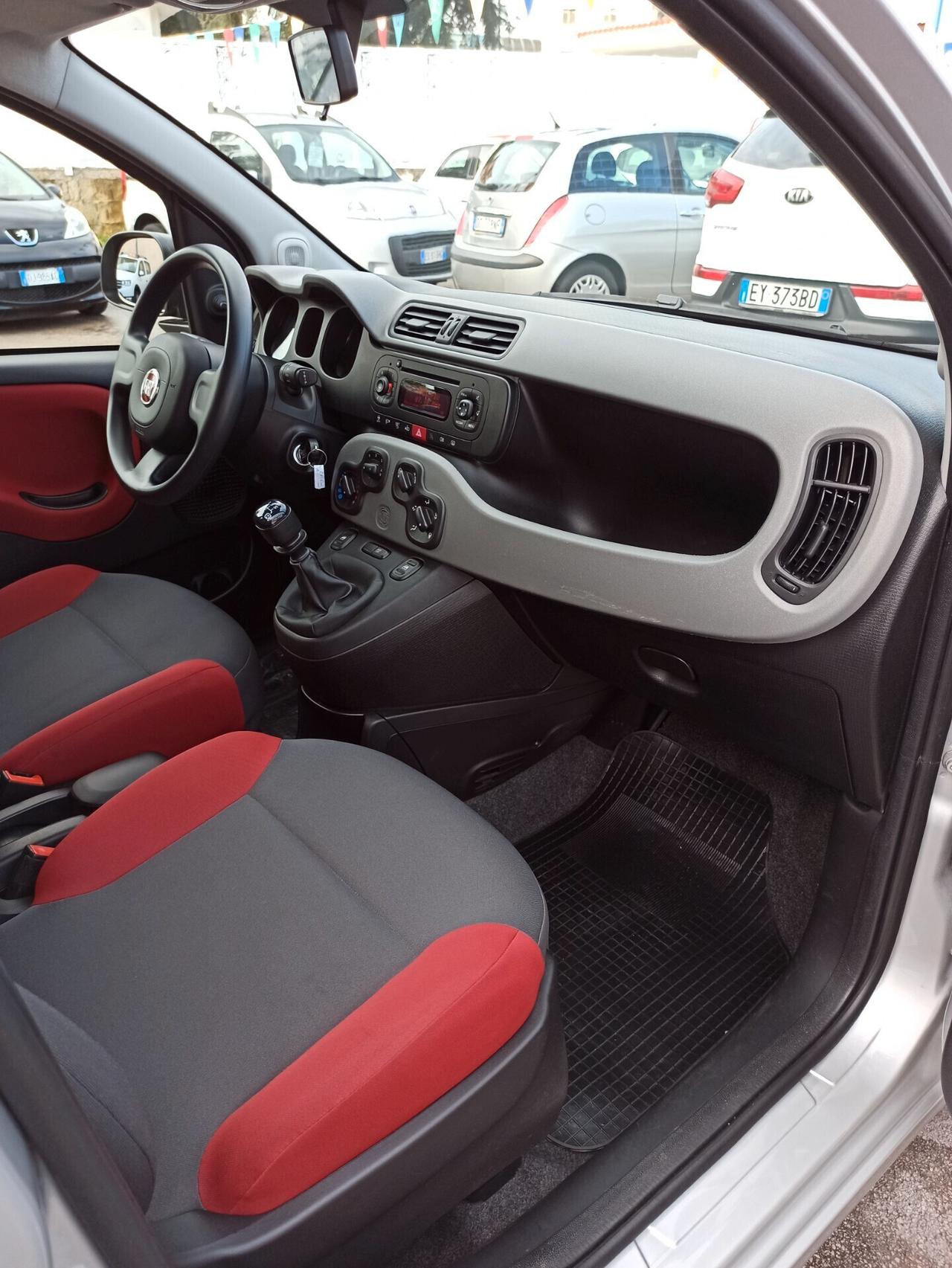 Fiat Panda 1.2 69 cv Easy Km. 21000 pari al nuovo!!!!!