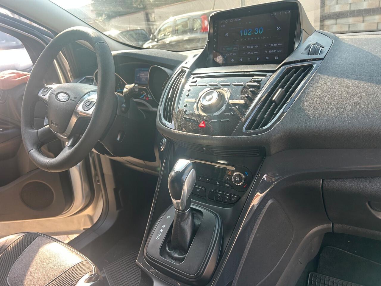 Ford Kuga 2.0 TDCI 140 CV 4WD Powershift Titanium