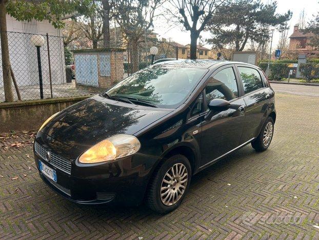 Fiat grande punto metano 1.4 cc pari al nuovo 0 km