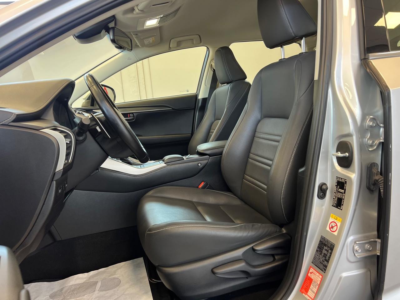 Lexus NX 300h NX Hybrid 4WD Executive