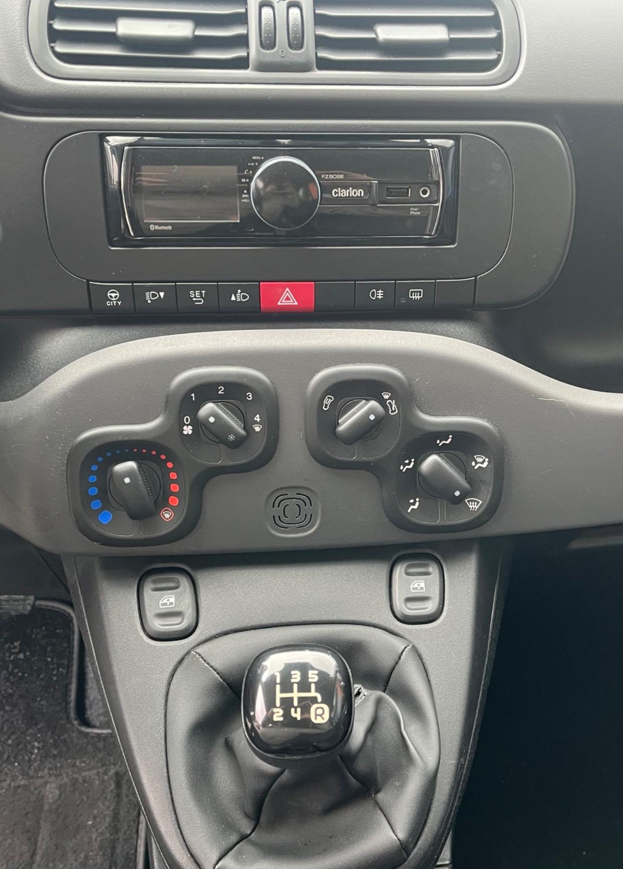 Fiat Panda 1.2 Young -solo km 21000-