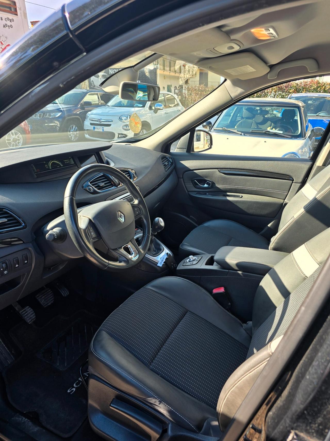 Renault Scénic XMod 1.5 dCi 110CV