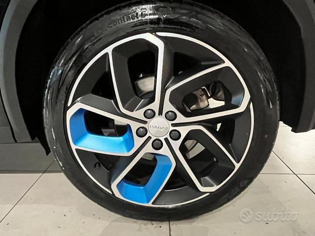 Lynk&co 01 PHEV