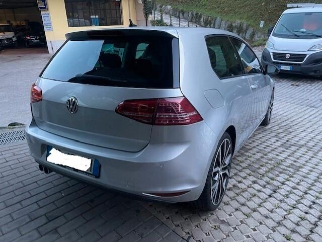 Volkswagen Golf Business 2.0 TDI 3p. Highline BlueMotion Technology anno 2013