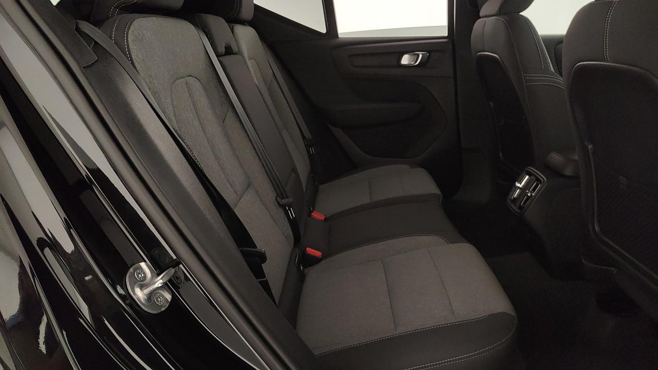 VOLVO XC40 2.0 b3 Core auto