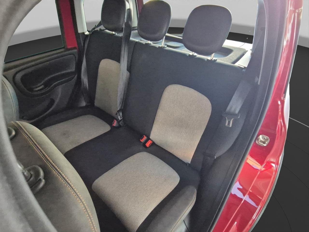 Fiat Panda 1.0 FireFly S&S Hybrid City Cross 70CV