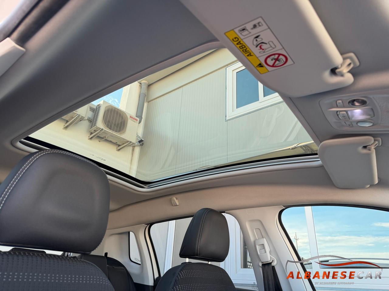 Peugeot 2008 1.6 e-HDi 115 CV Allure/TETTO PANORAMICO