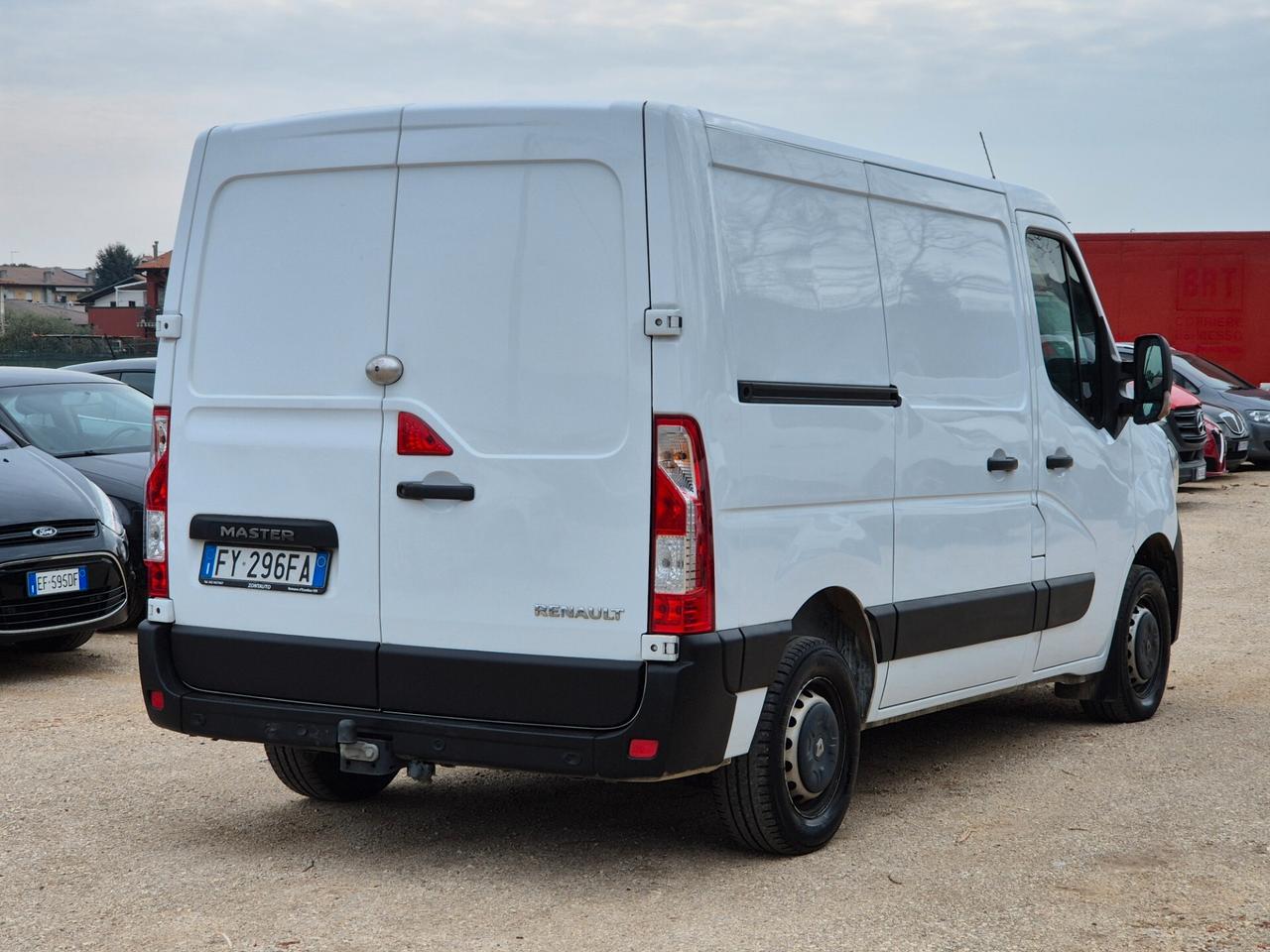 Renault Master L1H1 2.3 136cv