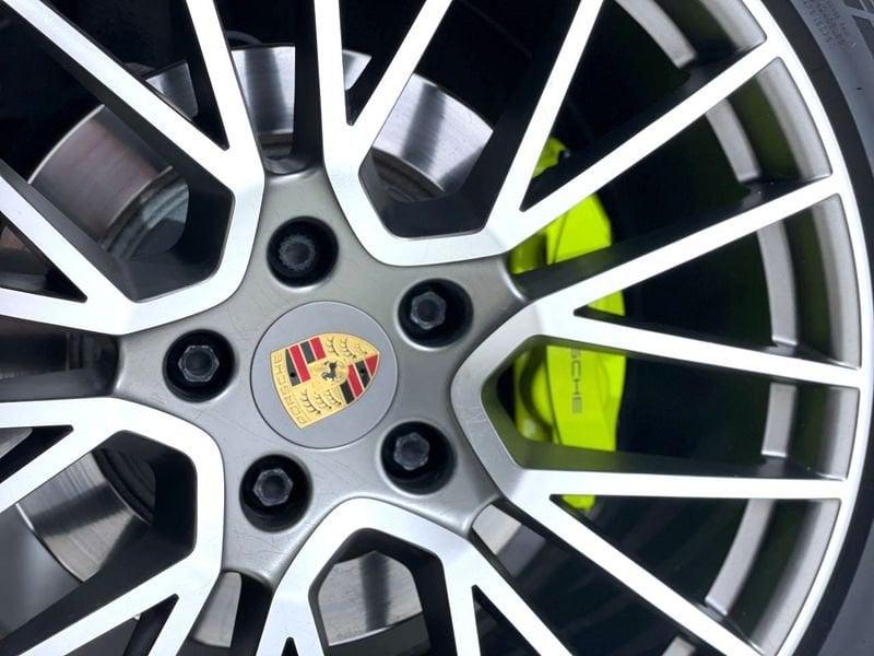 Porsche Cayenne Coupè 3.0 V6 E-Hybrid Platinum Edition