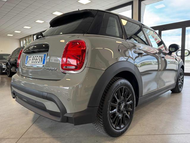 MINI Cooper 1.5 Cooper Camden 5 porte Cambio Automatico