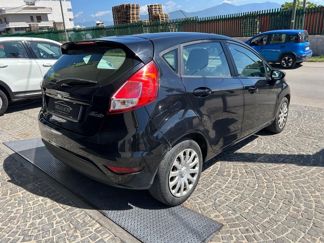 Ford Fiesta 1.4cc 97cv Business GPL CASA MADRE