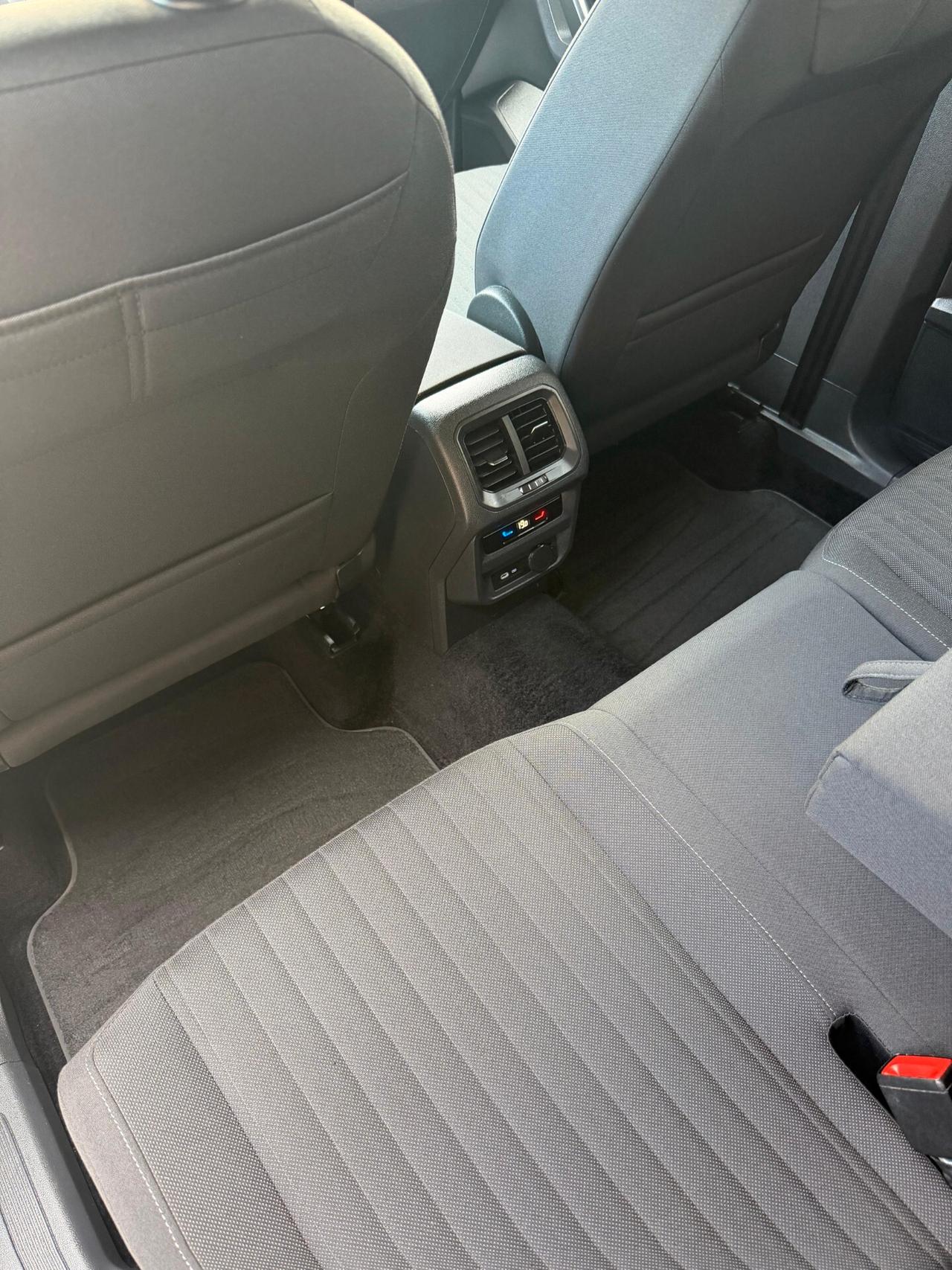 Volkswagen Tiguan Allspace 2.0 TDI SCR DSG 4MOTION Life 7 posti