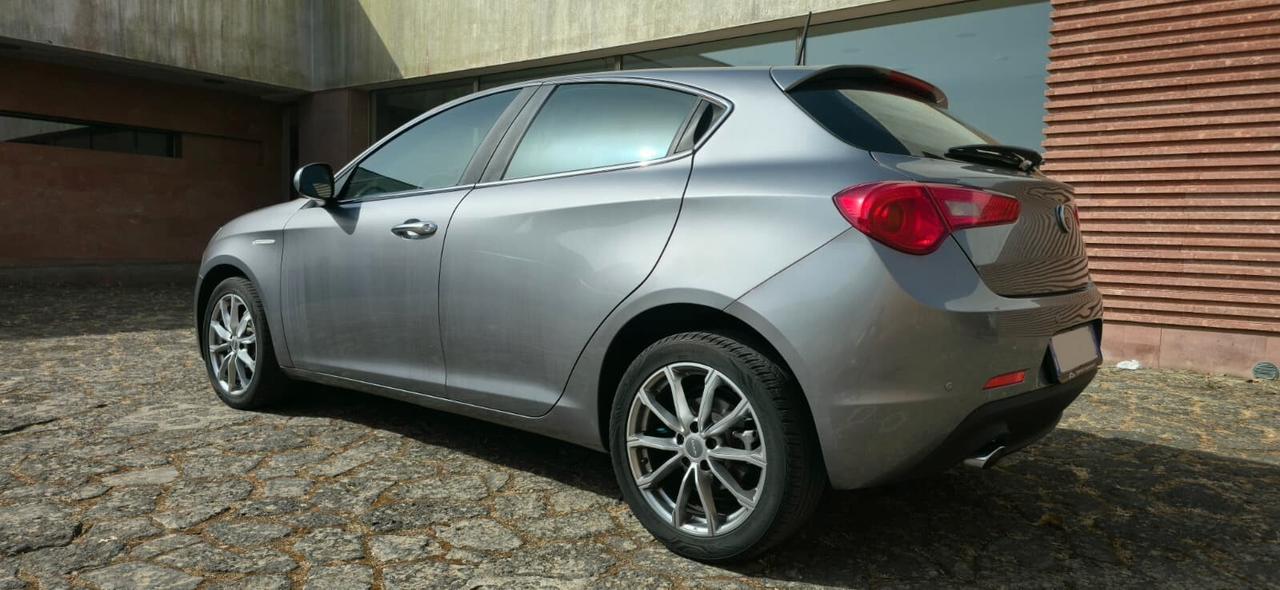 Alfa Romeo Giulietta 1.6 JTDm 120 CV Super