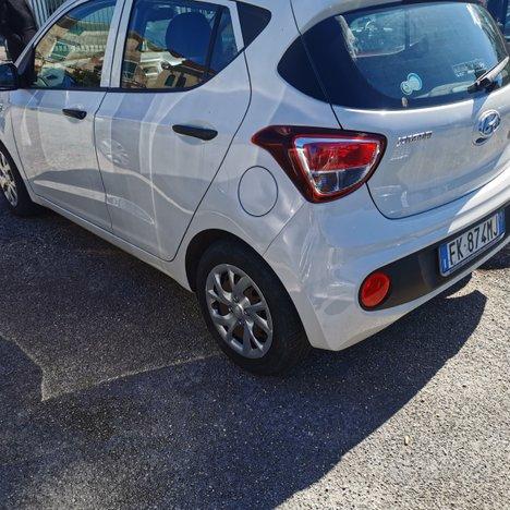 Hyundai i 10