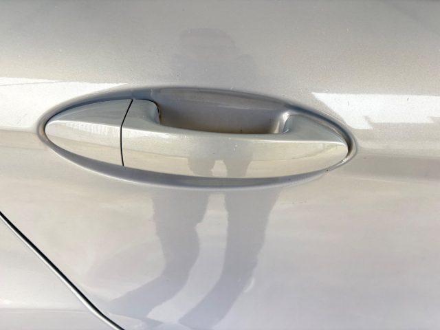 FORD Fiesta 1.4 TDCi 70CV 5 porte Titanium OK NEOPATENTATI