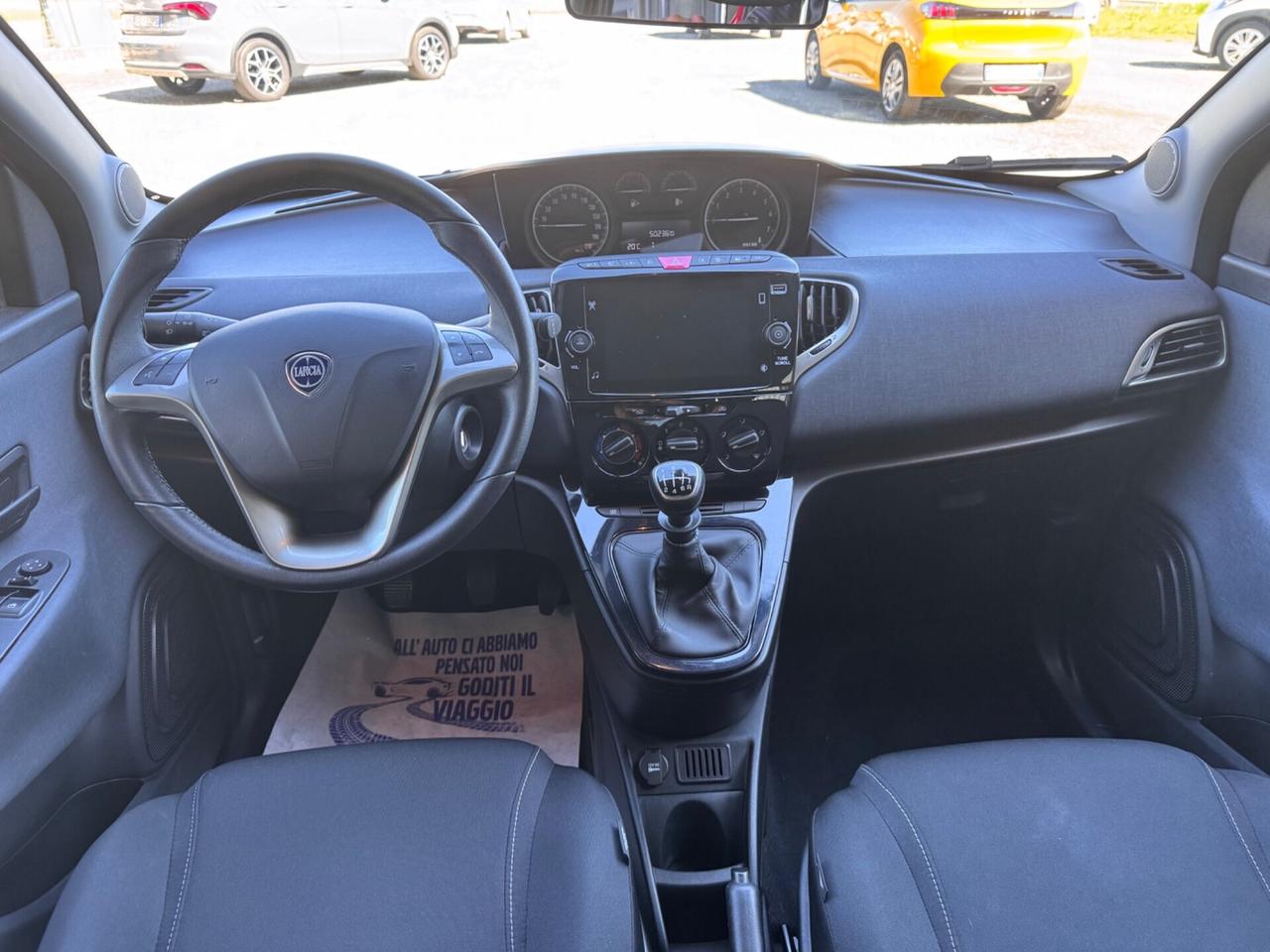 Lancia Ypsilon 1.0 Hybrid Gold