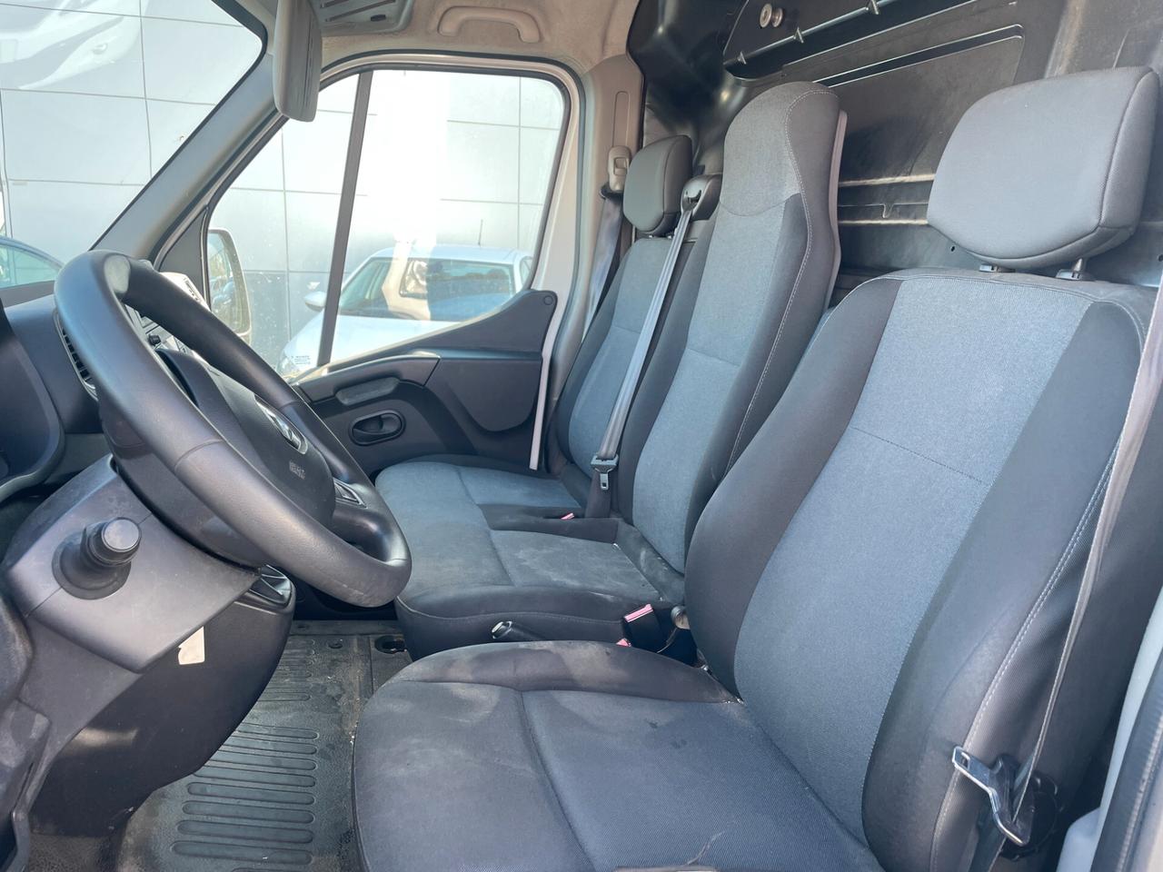 Renault Master IV 35 FWD T35 2.3 dci 135cv L3H2 Ice