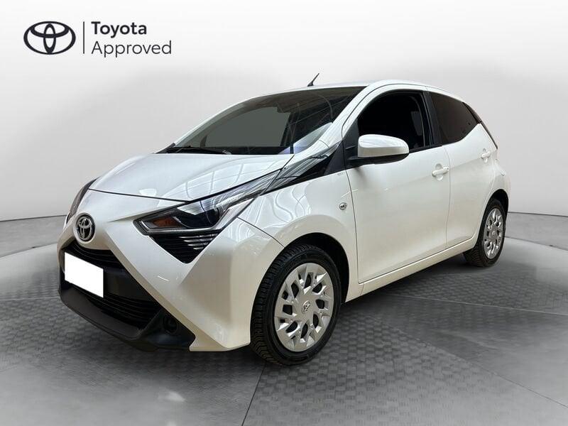 Toyota Aygo 1.0 x-cool 72 CV