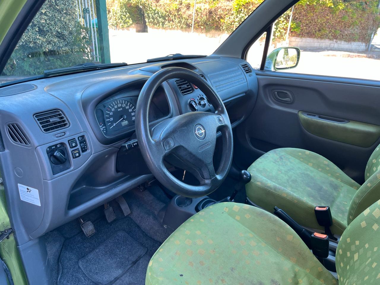 Opel Agila 1.2 16v Comfort