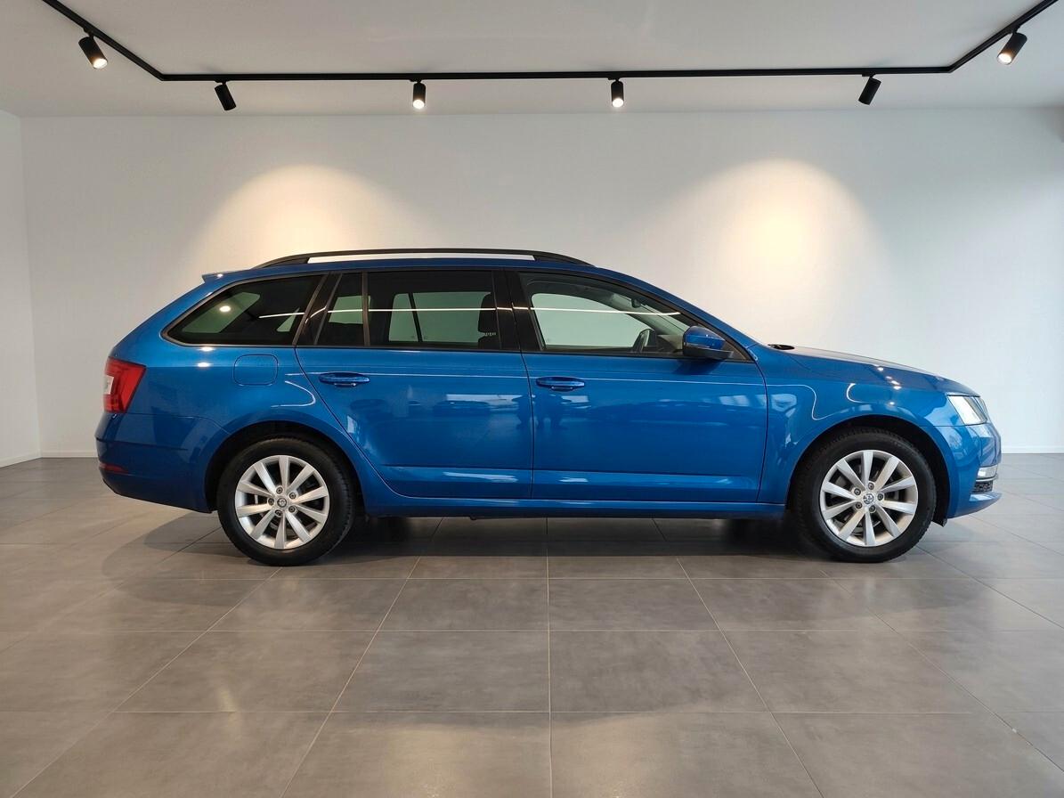 Skoda Octavia 1.5 DSG Wagon Executive G-Tec GANCIO TRAINO