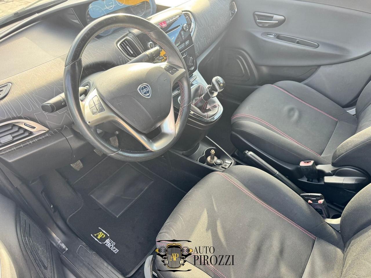 LANCIA YPSILON 1.2 BENZ/GPL 2014