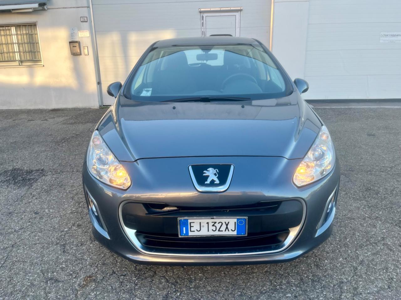 Peugeot 308 1.6hdi 2012 152.000km perfetta per neopatentati