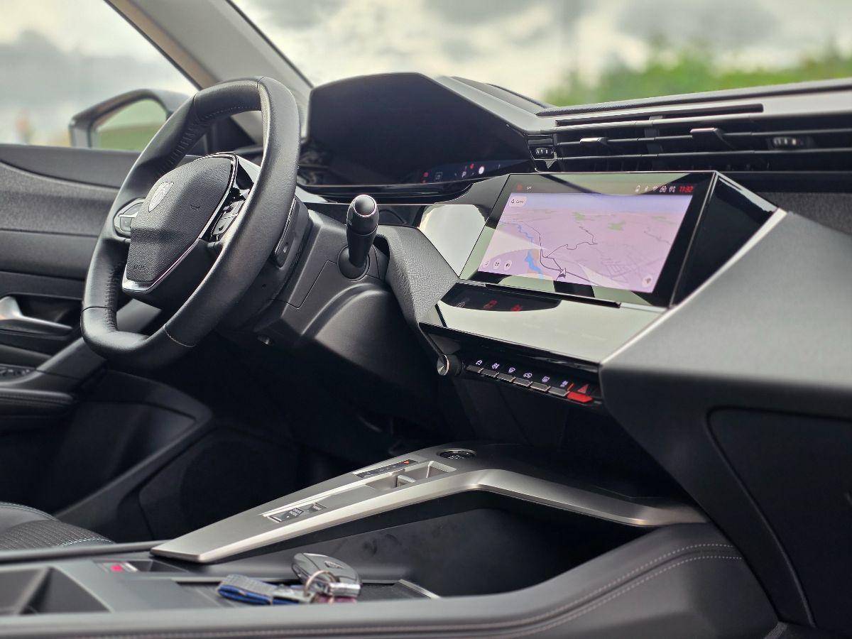 PEUGEOT 308 BlueHDi SW 130CV Allure