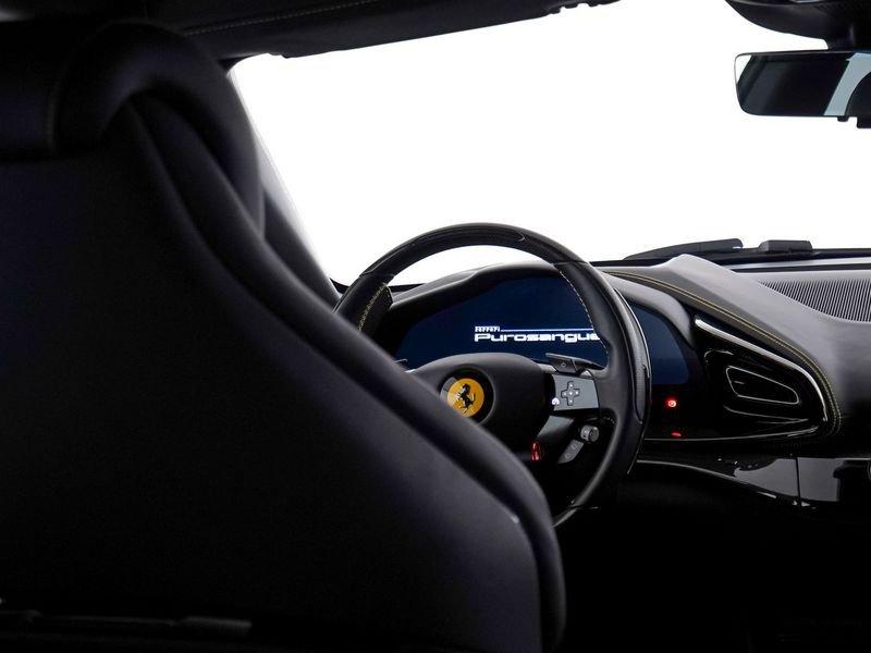 Ferrari Purosangue 6.5 V12 F1 DCT 4WD