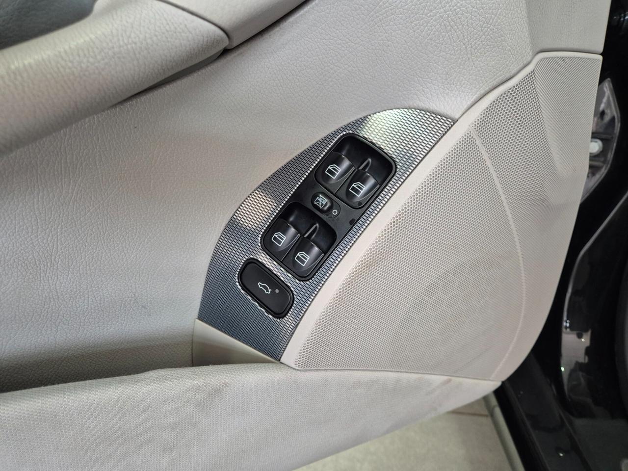 Mercedes-benz CLK 200 Kompr. TPS cat Cabrio Avantg.