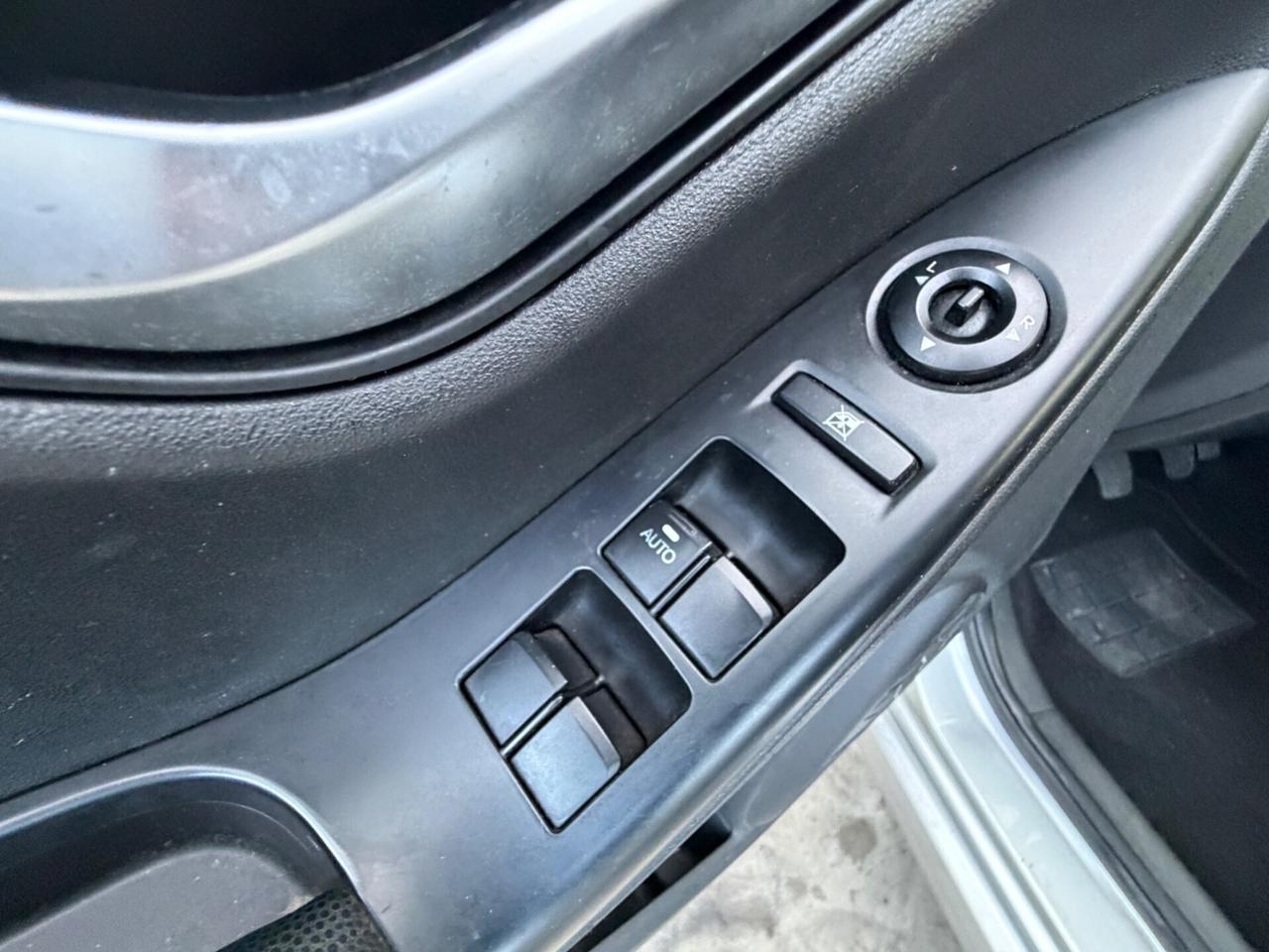 Hyundai iX20 2012 1.4 CRDI 90CV NEOPATENTATI