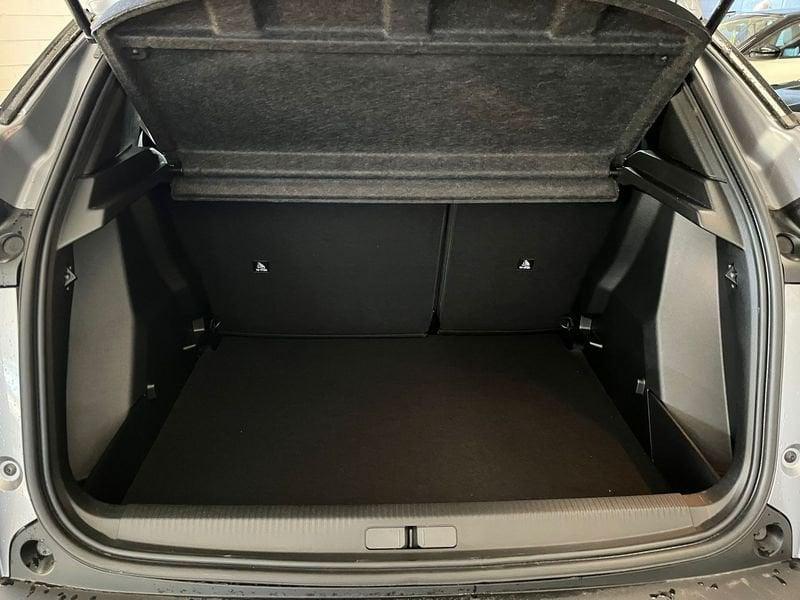 Peugeot 2008 2008 PureTech 100 S&S Allure