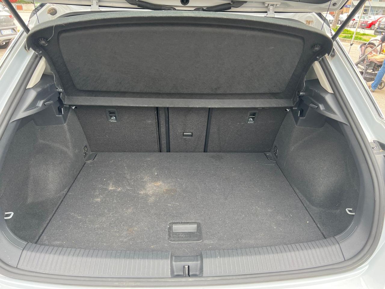 Volkswagen T-Roc VW T-ROC 1.5 TSI Advanced #10039