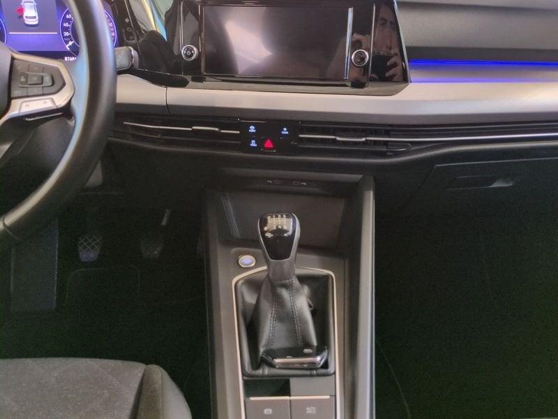 Volkswagen Golf 8 serie 2.0 TDI 115 CV SCR Life