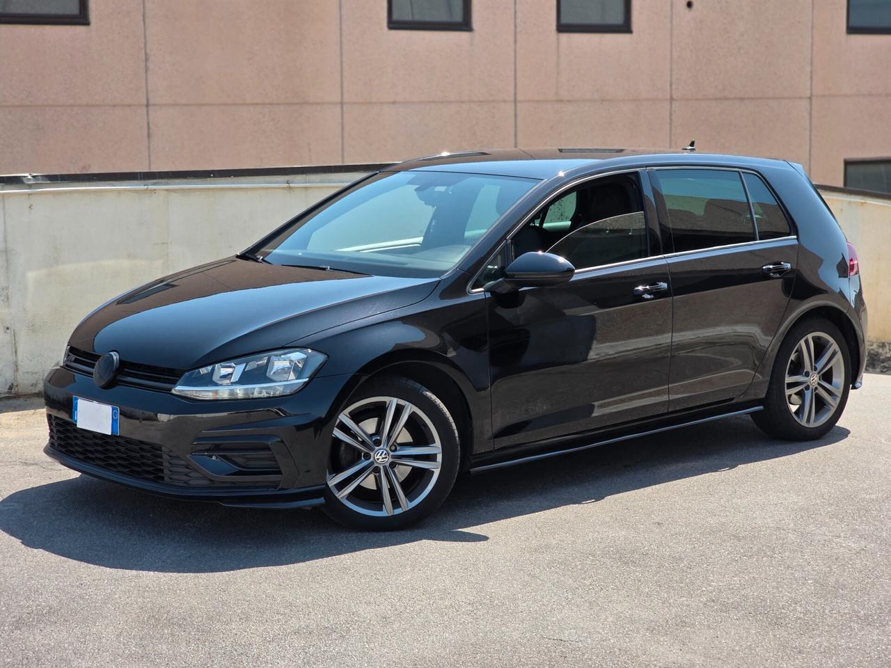 Volkswagen Golf 1.5 TSI ACT 5p. Sport R line