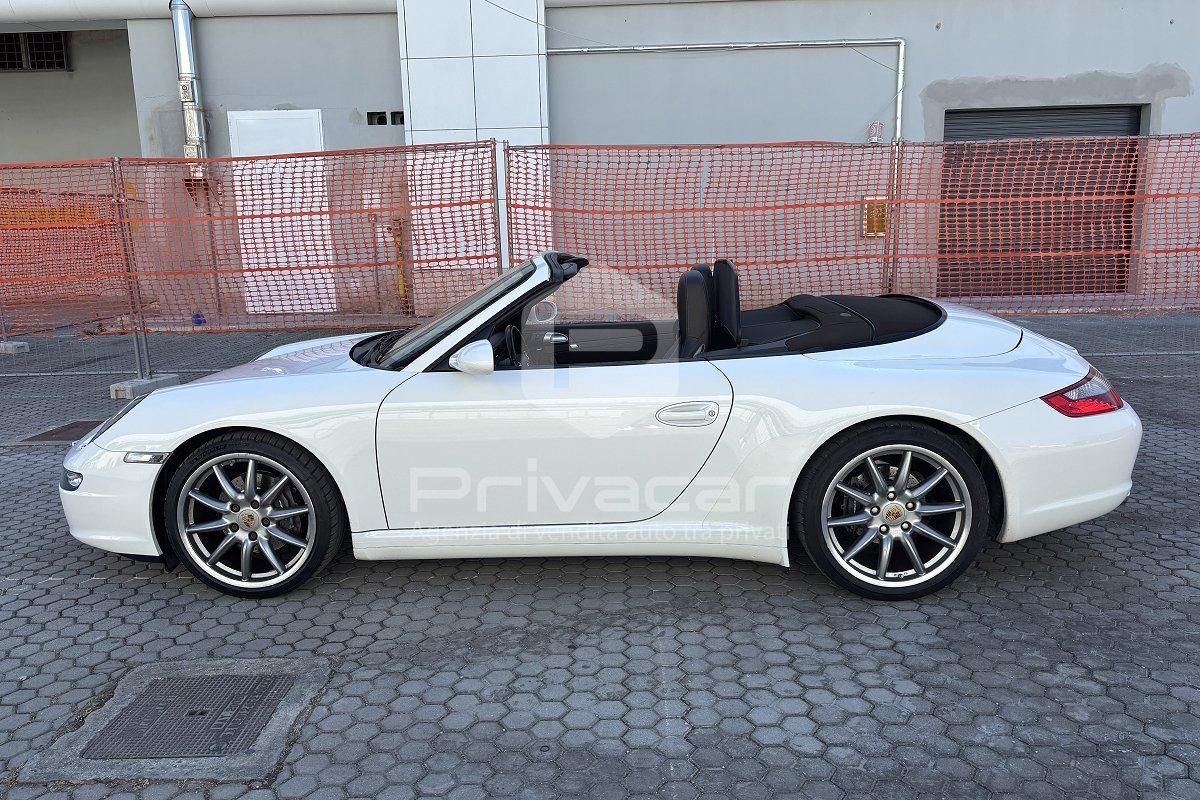 PORSCHE 911 Carrera 4 Cabriolet