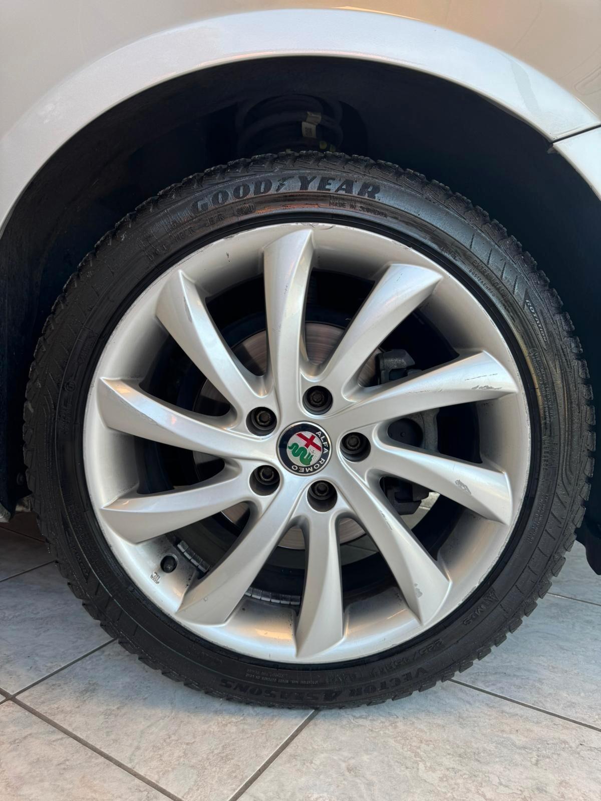 Alfa Romeo Giulietta 1.6 JTDm TCT 120 CV Super