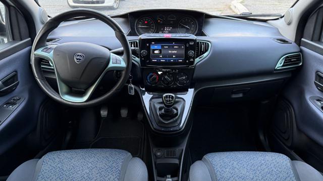 LANCIA Ypsilon 1.0 FIREFLY S&S HYBRID GOLD*R.CAM*CARPLAY*LED*TEL