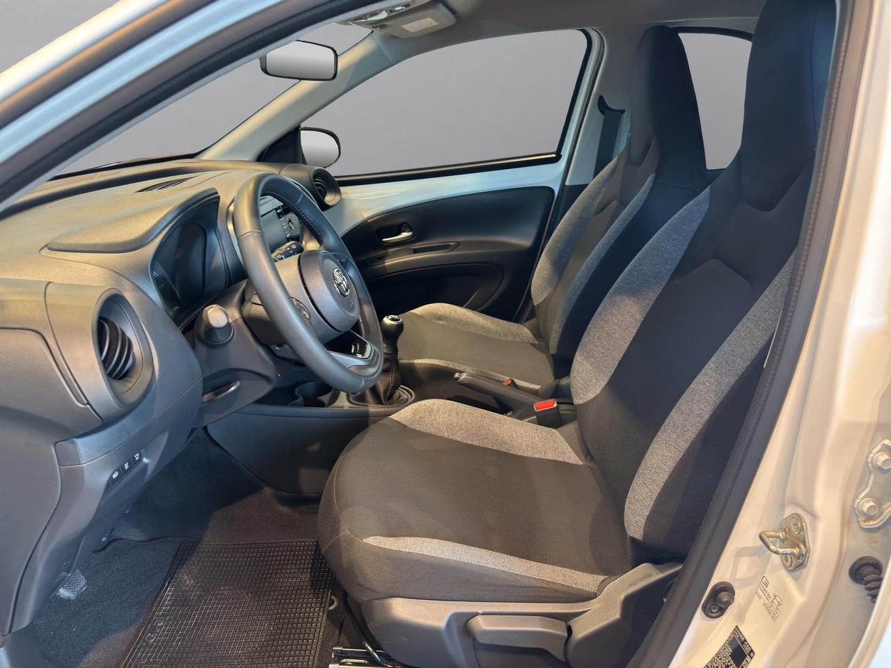 Toyota Aygo X 1.0 Active 72cv