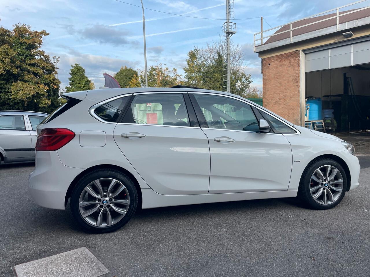 Bmw 216d Active Tourer Luxury AUTOMATICA - SERVICE TUTTO BMW