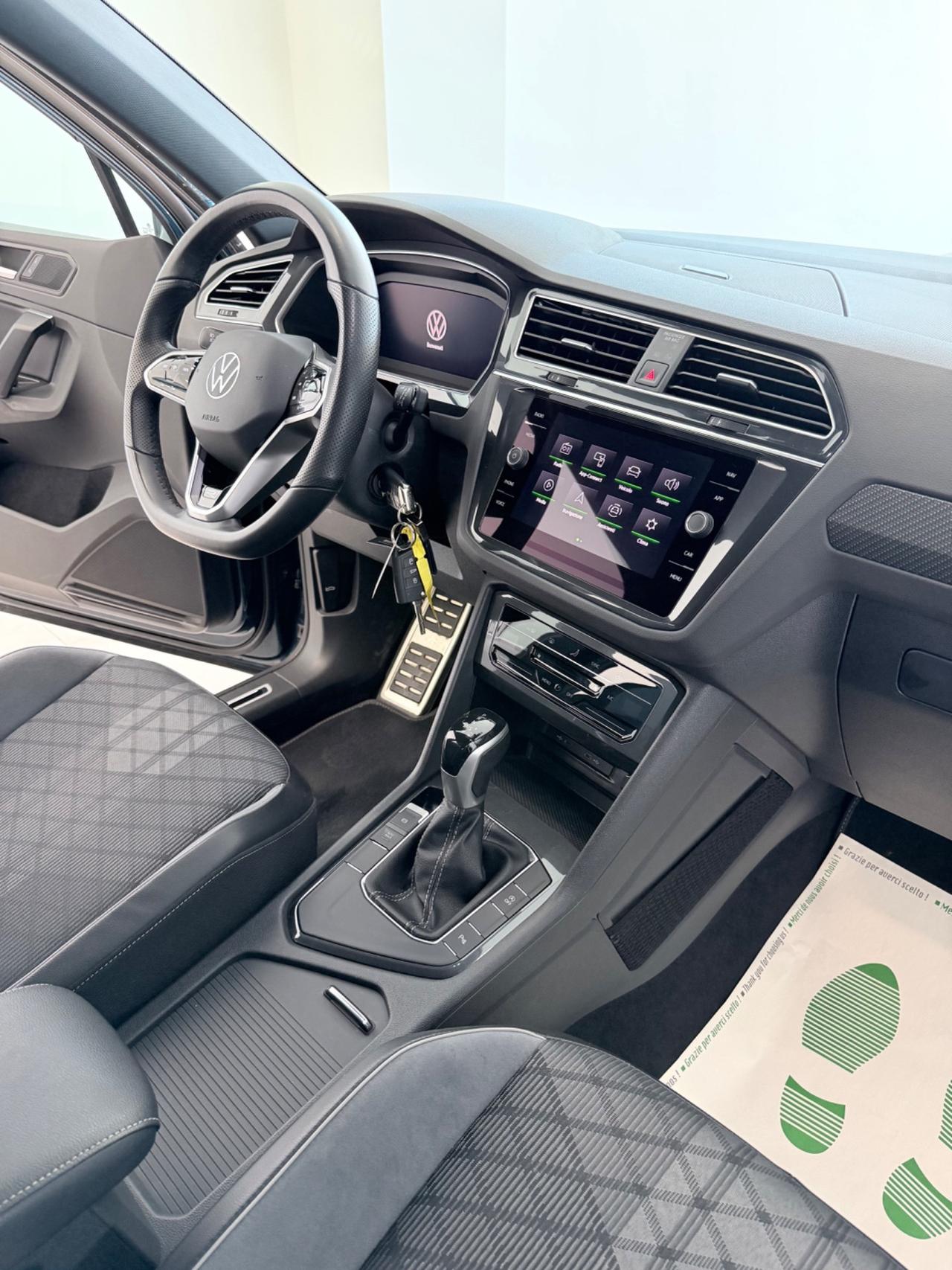 Volkswagen Tiguan 2.0 TDI 150 CV SCR DSG R-Line