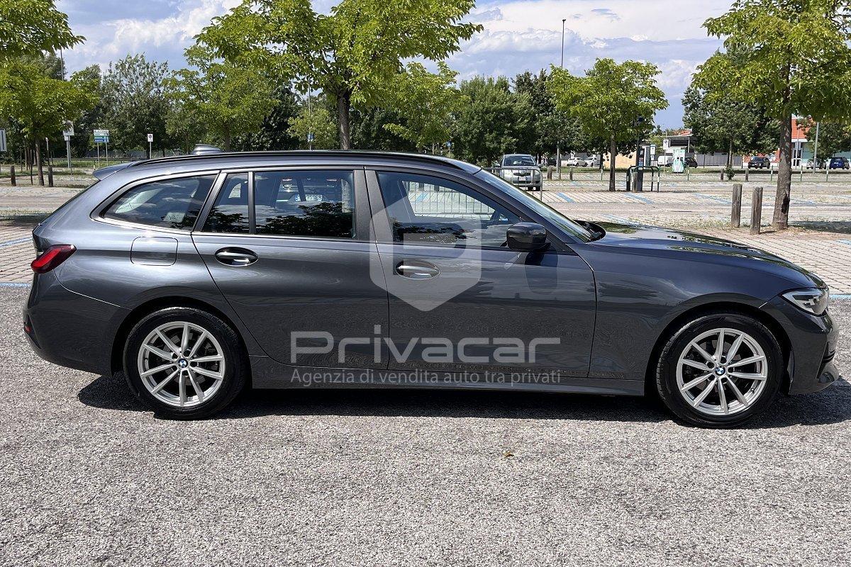BMW 318d 48V Touring Business Advantage