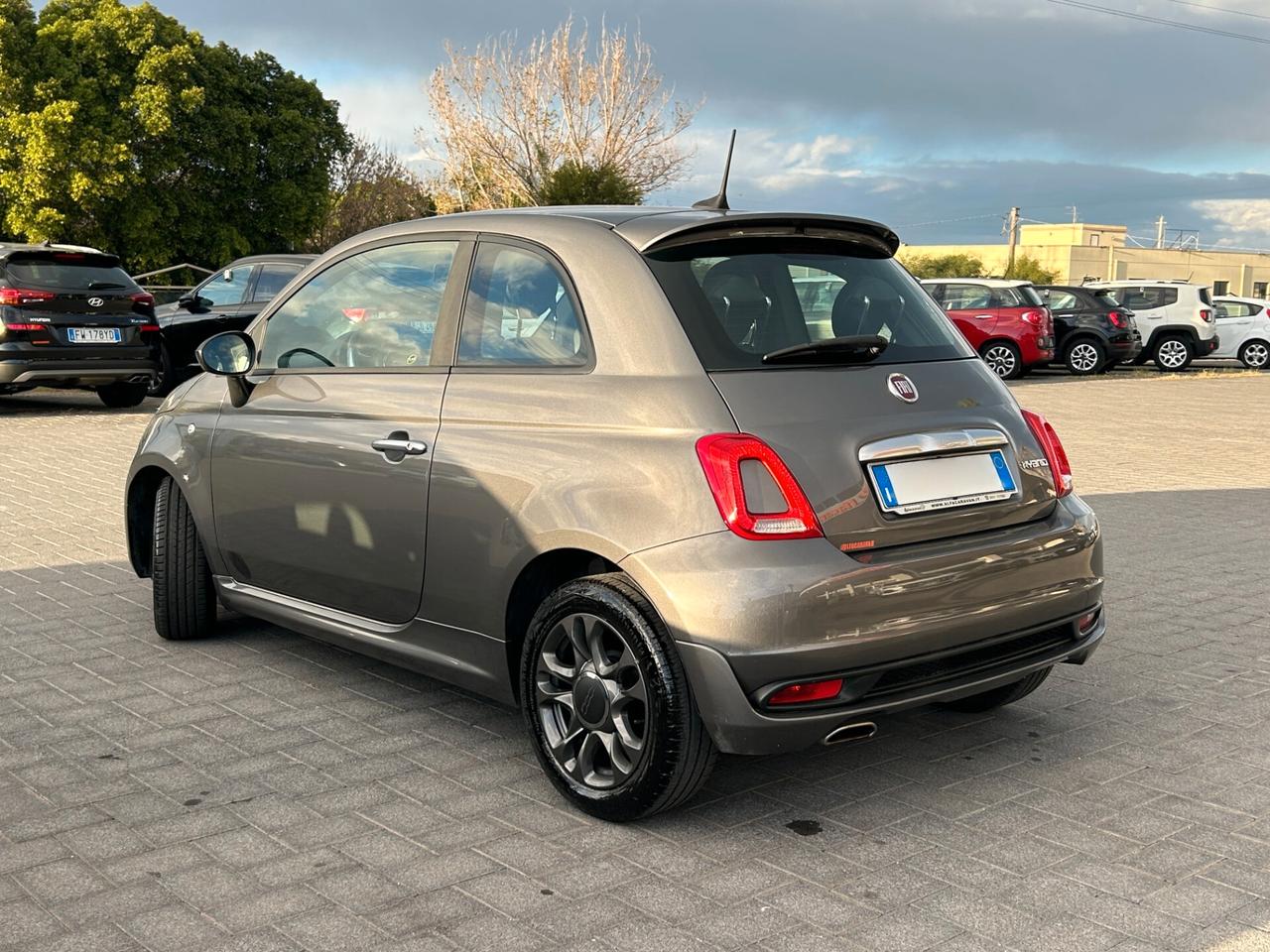 Fiat 500 1.0 hybrid Connect 70cv