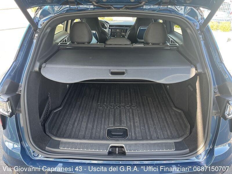 Lynk & Co 01 01 PHEV