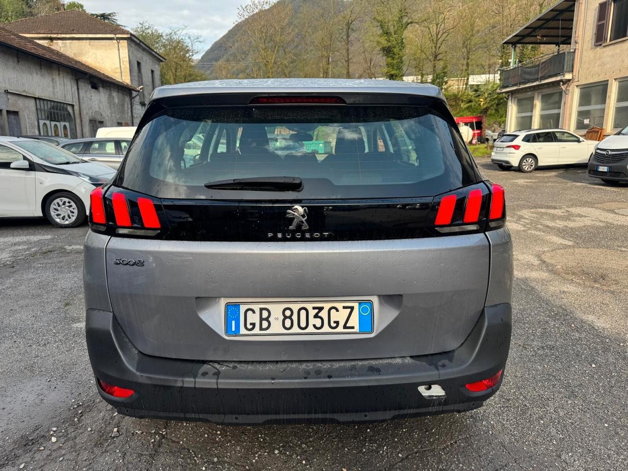 Peugeot 5008 BlueHDi 130 S&S Business 7 POSTI