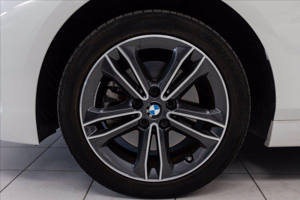 BMW 116d Advantage auto del 2021