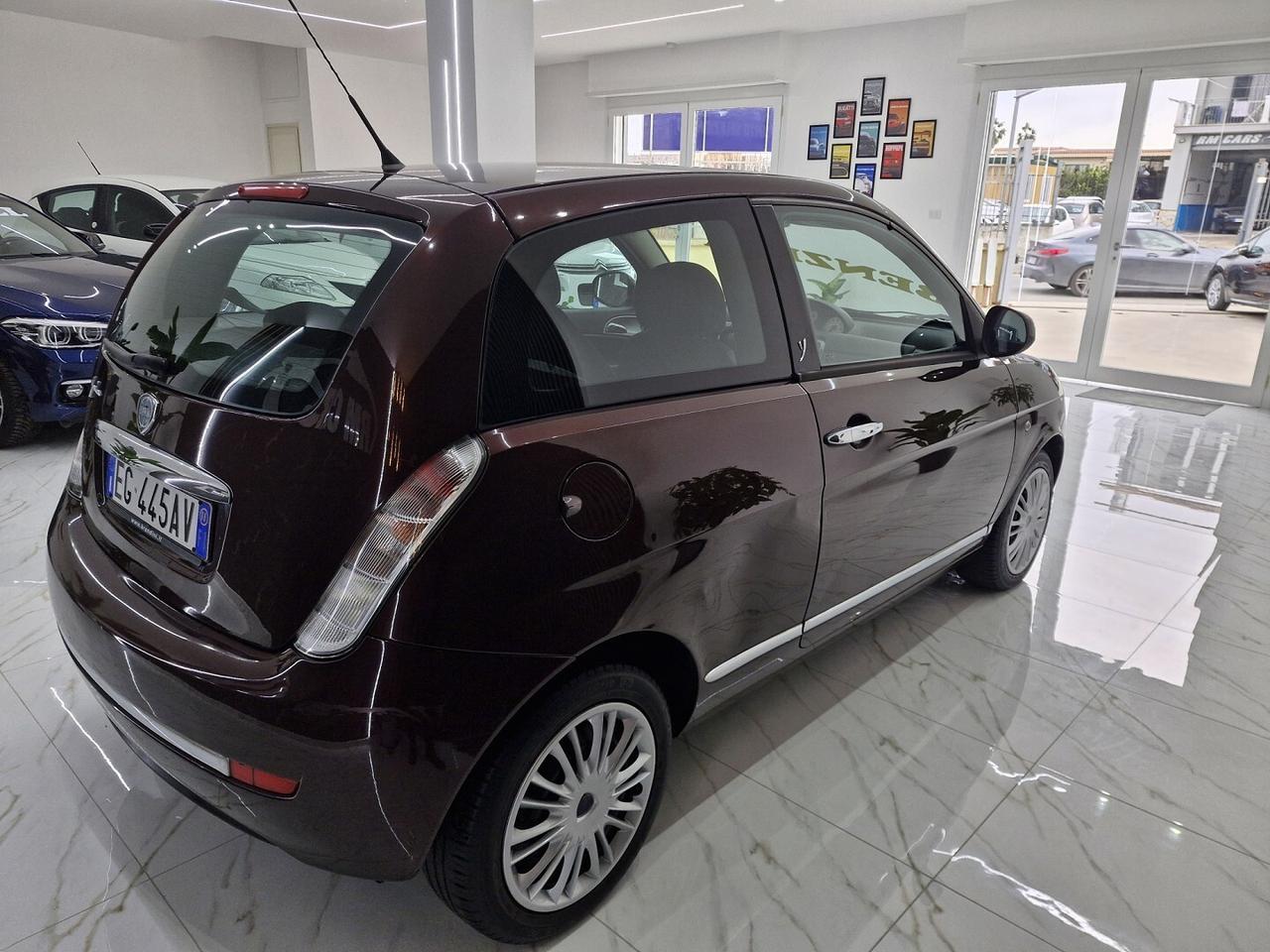 LANCIA YPSILON 1.2 BENZINA 69CV ANNO 2011 90000KM